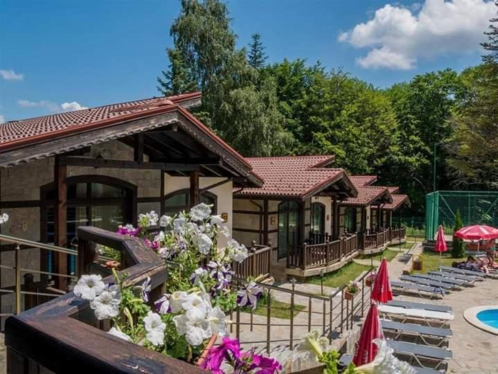 Готель Тодорини Кукли Spanchevtsi Екстер'єр фото